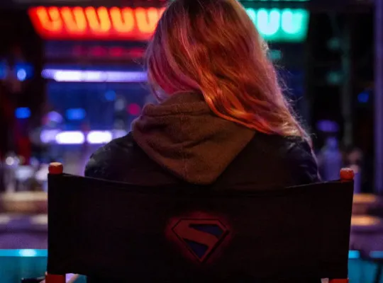 Milly Alcock, "Supergirl: Woman of Tomorrow" setinden ilk fotoğrafı paylaştı.